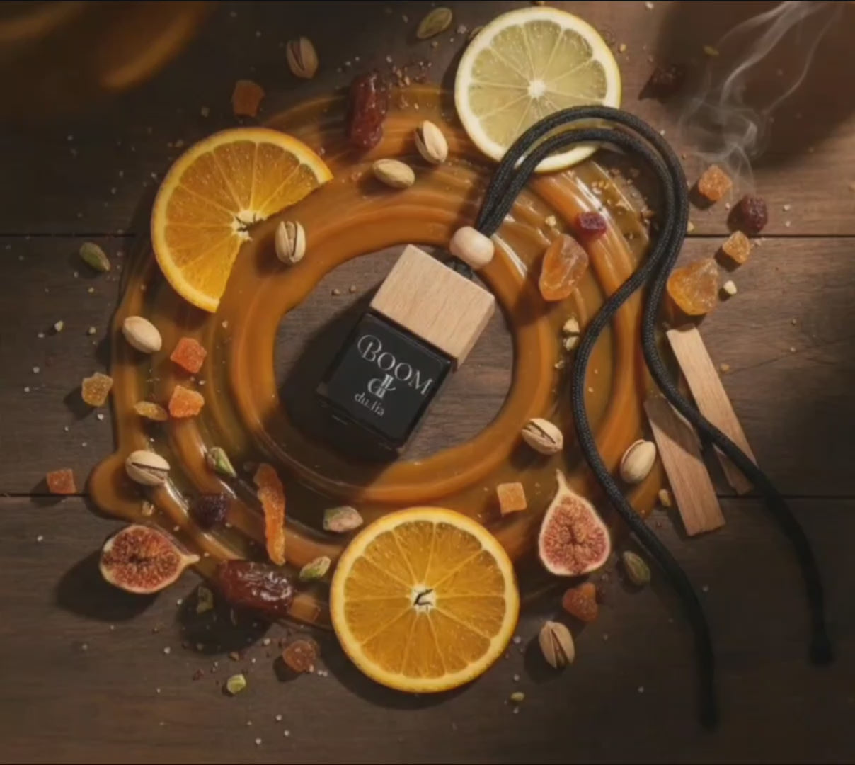 DU.LIA BOOM luxury car perfume bottle surrounded by caramel, pistachio, maple, citrus and warm spices – long-lasting hanging car freshener